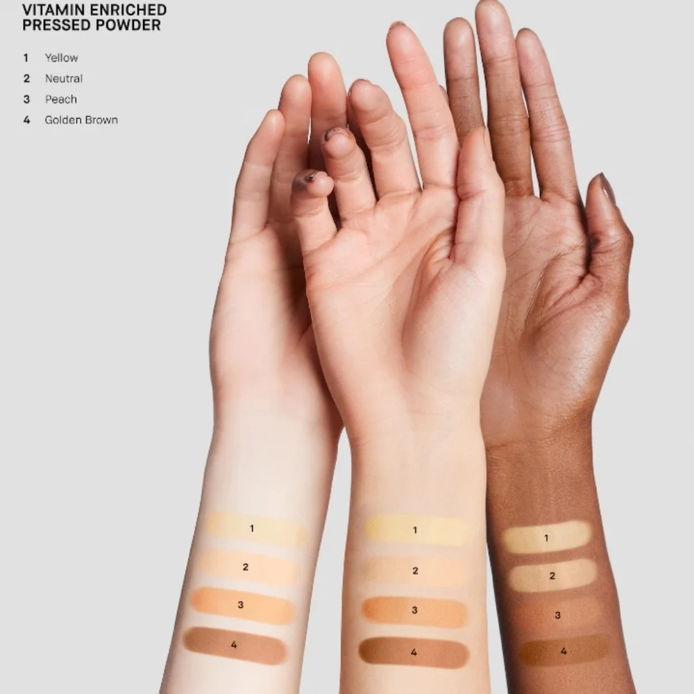 BOBBI BROWN Yellow Vitamin Enriched Pressed Powder